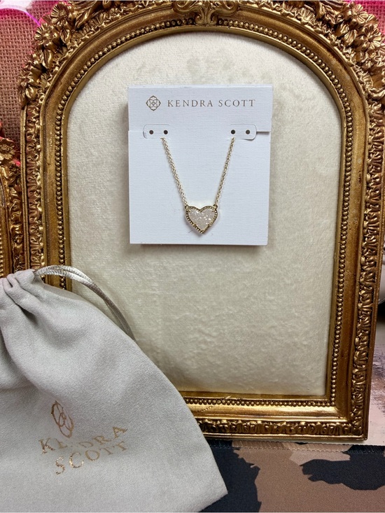 Kendra Scott Jewelry - Kendra Scott Ari Heart Gold Pendant Necklace White Druzy $65